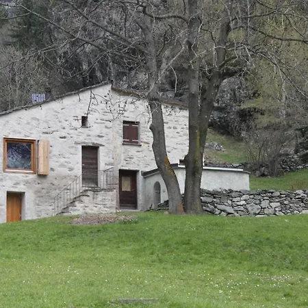 Holiday Home Maiensaess La Scera By Interhome Holiday home Angeli Custodi